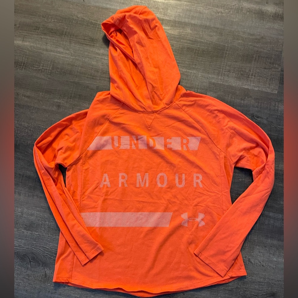 Under Armour Hoodie Tee